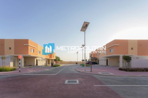 Townhouse in Al Samha, Abu Dhabi, UAE 3 bedrooms, 157 sq.m. № 651942 - photo 9