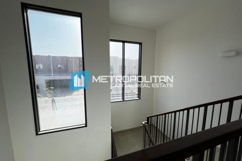 Vila v Ghantoot, Abu Dhabi, SAE 3 spálne, 422.5 m2 č. 651940 - Fotografia 8