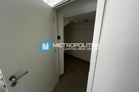 Vila v Ghantoot, Abu Dhabi, SAE 3 spálne, 422.5 m2 č. 651940 - Fotografia 17