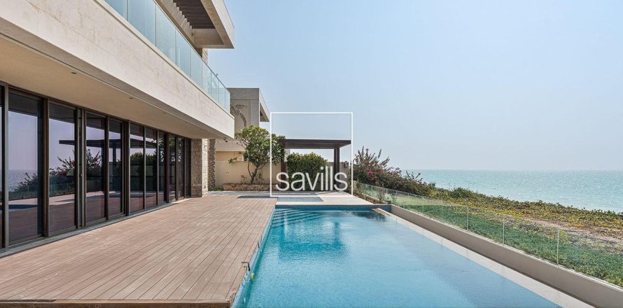 Villa à Saadiyat Island, Abu Dhabi, EAU: 5 chambres, 946.96 m2 № 761257