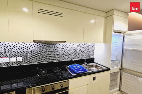 Apartment in Business Bay, Dubai, UAE 39.6 sq.m. № 727407 - photo 6