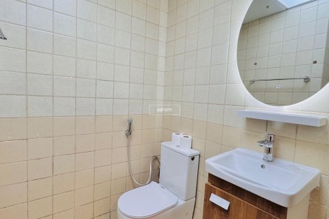 Apartment in Dubai Marina, UAE 1 bedroom, 64.6 sq.m. № 633469 - photo 14