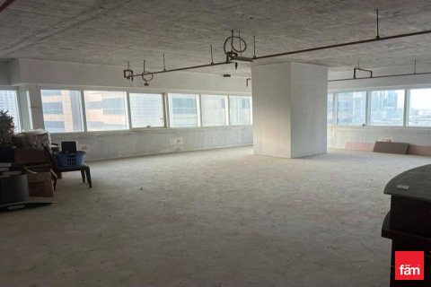 Bureau à louer à Dubai, EAU 118.5 m2 № 689476 - photo 1