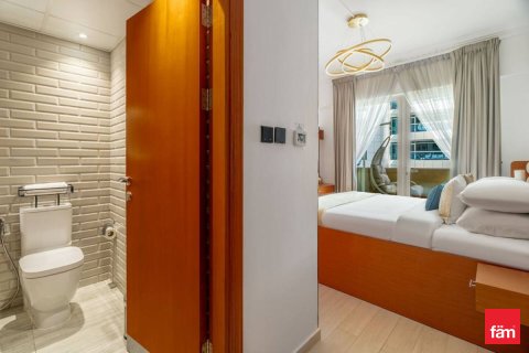 Apartmen di Dubai Marina, UAE 1 bilik tidur, 65 meter persegi № 689478 - foto 16