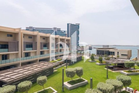 Al Raha Beach, Abu Dhabi, संयुक्त अरब अमीरात में अपार्टमेंट, 3 बेडरूम, 178 वर्ग मीटर, संख्या 642533 - फ़ोटो 1