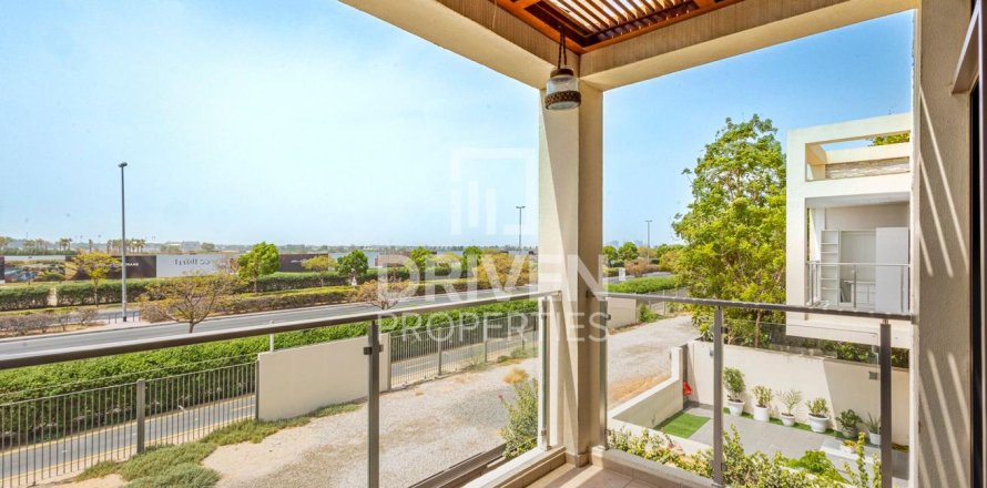 Rekkehus i Meydan, Dubai, Emiratene 4 soverom, 393 kvm nr. 683358