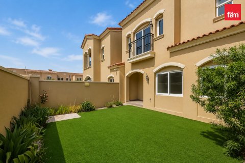 Kaupunkipientalo Dubai, Arabiemiraatit 3 makuuhuonetta, 186.3 m2 № 725945 - kuva 2