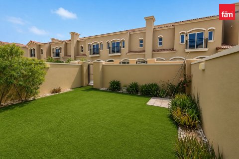 Kaupunkipientalo Dubai, Arabiemiraatit 3 makuuhuonetta, 186.3 m2 № 725945 - kuva 3