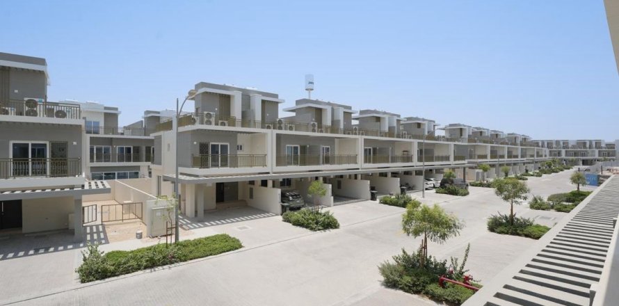 Villa Dubaijā, AAE 3 istabas, 112.2 m2 Nr. 725948
