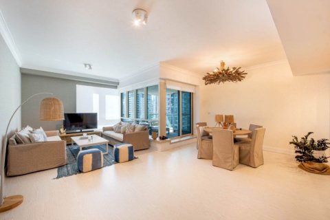 Lägenhet till försäljning i Dubai Marina, Dubai, UAE 2 sovrum, 140.38 kvm Nr. 749281 - fotografi 2