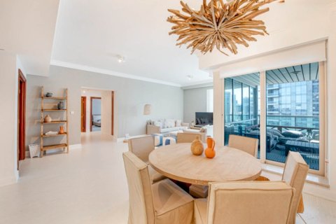 Lägenhet till försäljning i Dubai Marina, Dubai, UAE 2 sovrum, 140.38 kvm Nr. 749281 - fotografi 3