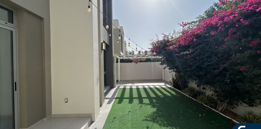 Villa i Arabian Ranches 2, Dubai, UAE 4 soveværelser, 242 kvm № 698084