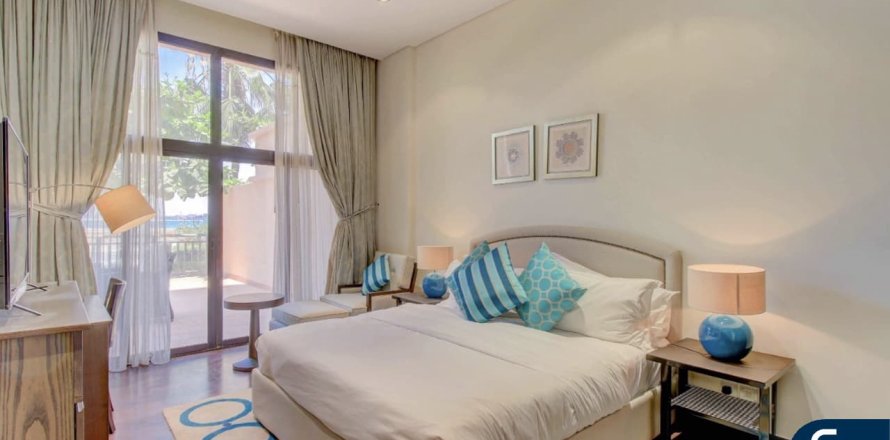 Apartmen di Palm Jumeirah, Dubai, UAE 1 bilik tidur, 145 meter persegi № 698175