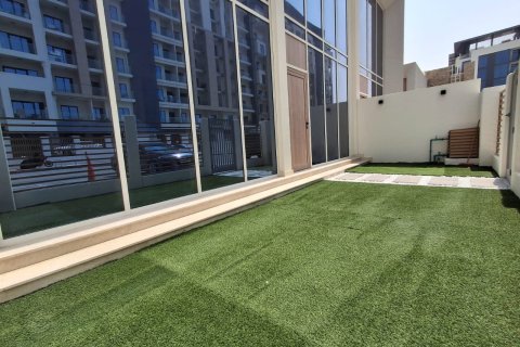 Városi lakóépület itt: Dubai Land, EAE, 3 hálószoba, 106 m², azonosító: 719121 - fénykép 14