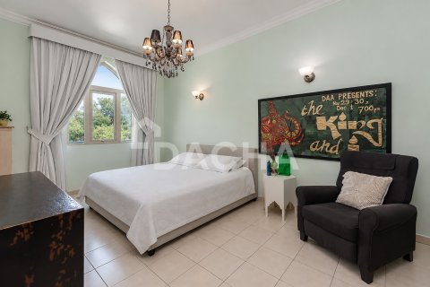 Jumeirah Islands, Dubai, UAE의 판매용 빌라 침실 4개, 506제곱미터 번호 766084 - 사진 14
