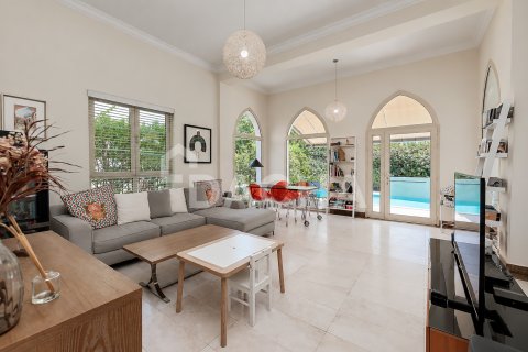 Jumeirah Islands, Dubai, UAE의 판매용 빌라 침실 4개, 506제곱미터 번호 766084 - 사진 8