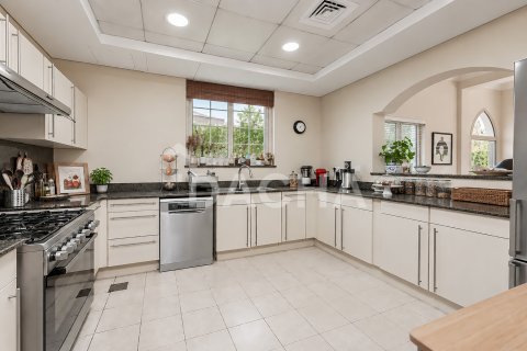 Jumeirah Islands, Dubai, UAE의 판매용 빌라 침실 4개, 506제곱미터 번호 766084 - 사진 9