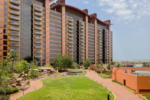 Apartament në Palm Jumeirah, Dubai, Emiratet e Bashkuara Arabe 3 dhoma gjumi, 210.52 m2. № 749623 - Foto 20