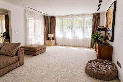 Vilë në Jumeirah Park, Dubai, Emiratet e Bashkuara Arabe 3 dhoma gjumi, 284.56 m2. № 749602 - Foto 7