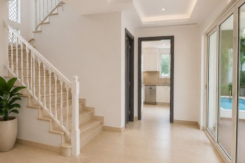 Vilë në Jumeirah Park, Dubai, Emiratet e Bashkuara Arabe 3 dhoma gjumi, 284.56 m2. № 749602 - Foto 8