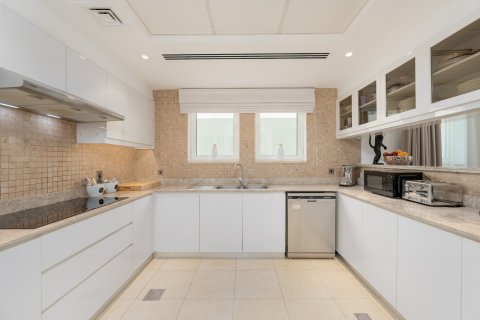 Vilë në Jumeirah Park, Dubai, Emiratet e Bashkuara Arabe 3 dhoma gjumi, 284.56 m2. № 749602 - Foto 18