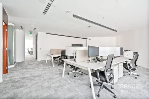 Birojs Jumeirah Lake Towers, Dubaijā, AAE 298 m2 Nr. 650258 - attēls 15