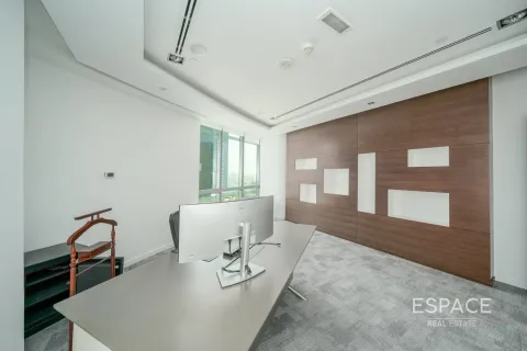 Birojs Jumeirah Lake Towers, Dubaijā, AAE 298 m2 Nr. 650258 - attēls 11
