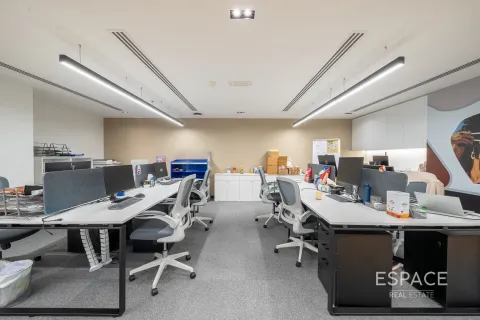 Escritório para arrendamento em Jumeirah Lake Towers, Dubai, EAU 162 m2 № 650260 - foto 17