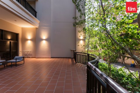 Lägenhet till försäljning i Palm Jumeirah, Dubai, UAE 1 sovrum, 145 kvm Nr. 685971 - fotografi 22