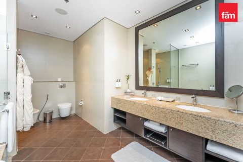 Lägenhet till försäljning i Palm Jumeirah, Dubai, UAE 1 sovrum, 145 kvm Nr. 685971 - fotografi 20