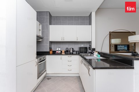 Lägenhet till försäljning i Palm Jumeirah, Dubai, UAE 1 sovrum, 145 kvm Nr. 685971 - fotografi 12