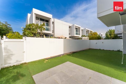 Townhouse in Dubai, UAE 3 bedrooms, 281.1 sq.m. № 685972 - photo 14