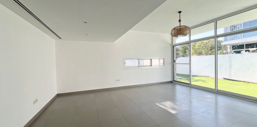 Kamienica w Dubai, ZEA 3 sypialnie, 281.1 mkw. nr 685972