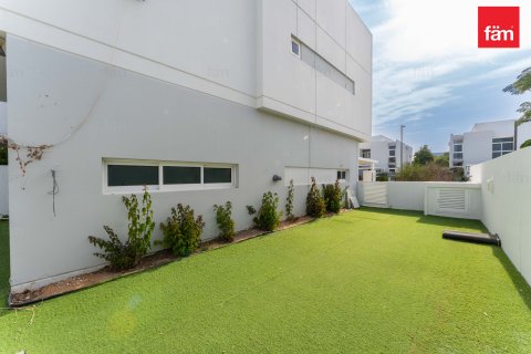 Townhouse in Dubai, UAE 3 bedrooms, 281.1 sq.m. № 685972 - photo 3