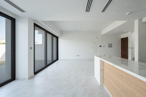 Városi lakóépület itt: Dubai Land, EAE, 4 hálószoba, 261.65 m², azonosító: 748246 - fénykép 3