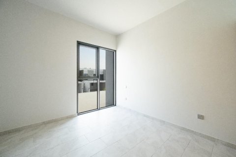 Városi lakóépület itt: Dubai Land, EAE, 4 hálószoba, 261.65 m², azonosító: 748246 - fénykép 8