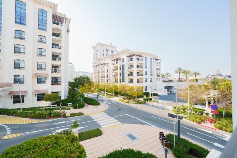 Apartment til salg i Yas Island, Abu Dhabi, UAE 2 soveværelser, 136.75 kvm № 748223 - foto 16