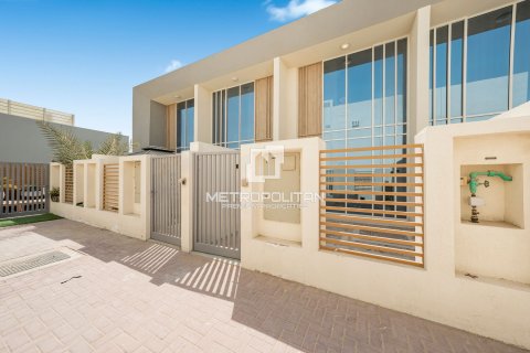 Shtëpi në qytet në Rukan, Dubai, Emiratet e Bashkuara Arabe 1 dhomë gjumi, 65 m2. № 665143 - Foto 3