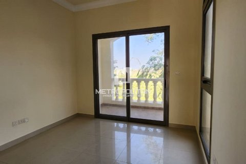 Vila di Al Hamra Village, Ras Al Khaimah, UEA 4 kamar tidur, 250 m2 nomor 665142 - foto 6