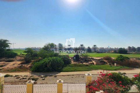 Vila di Al Hamra Village, Ras Al Khaimah, UEA 4 kamar tidur, 250 m2 nomor 665142 - foto 22