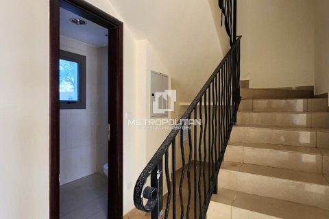 Vila di Al Hamra Village, Ras Al Khaimah, UEA 4 kamar tidur, 250 m2 nomor 665142 - foto 4
