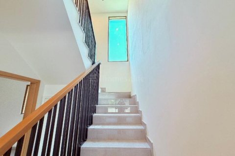 Dubai Land、Dubai、UAE にあるタウンハウスの賃貸物件 4ベッドルーム、251 m2、No721738 - 写真 11