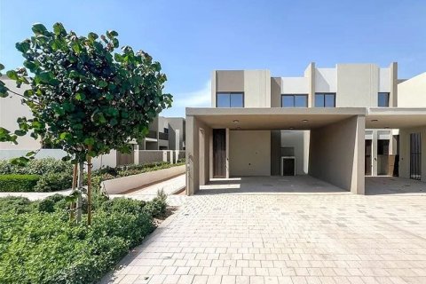 Radový dom v Dubai Land, Dubai, SAE 4 spálne, 251 m2 č. 721738 - Fotografia 13