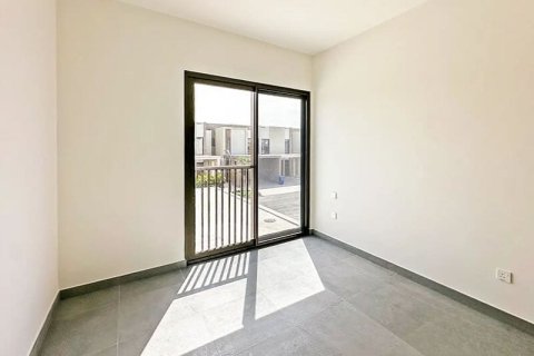 Radový dom v Dubai Land, Dubai, SAE 4 spálne, 251 m2 č. 721738 - Fotografia 11