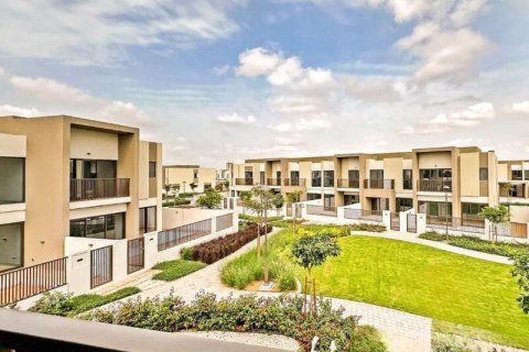 Dubai Land、Dubai、UAE にあるタウンハウスの賃貸物件 4ベッドルーム、251 m2、No721738 - 写真 6