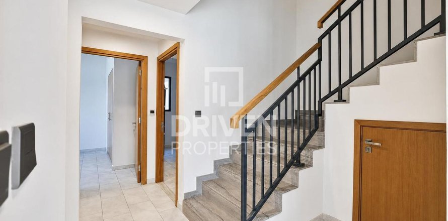 Villa itt: Dubai Land, Dubai, EAE, 4 hálószoba, 222.97 m², azonosító: 743976