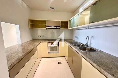 Appartamento in affitto a Dubai, EAU 2 camere da letto, 119 mq. № 635077 - foto 2