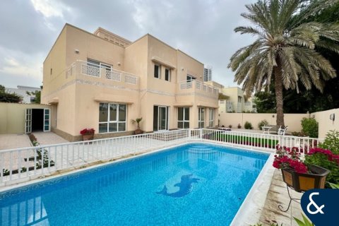 Villa i Meadows, Dubai, UAE 6 sovrum, 457 kvm Nr. 671438