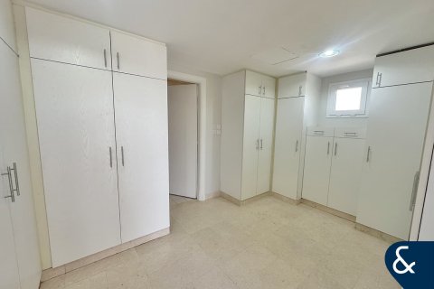 Villa sa Meadows, Dubai, UAE 6 silid-tulugan, 457 sq.m. № 671438 - larawan 10