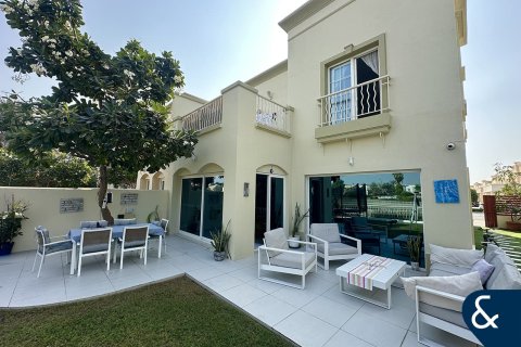 Villa itt: The Springs, Dubai, EAE, 4 hálószoba, 282 m², azonosító: 671439 - fénykép 1